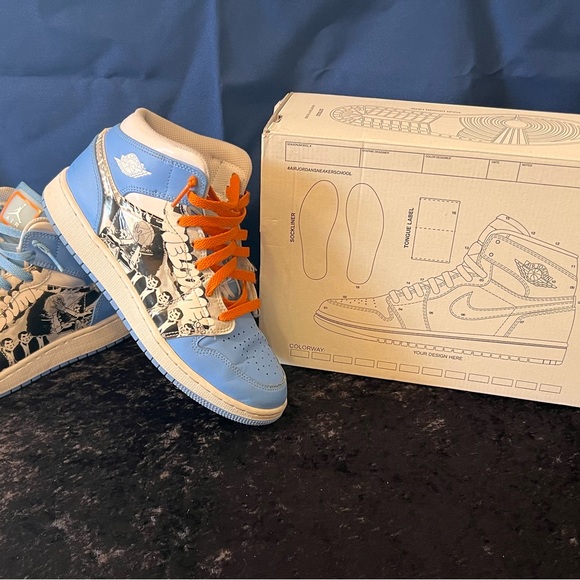 Nike Air Jordan 1 Mid GS ‘Game Winner’ Youth Size 7